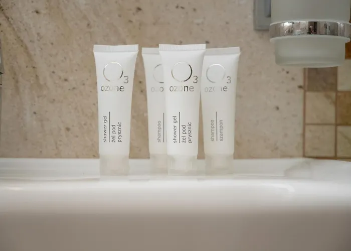 Beautiful With A Spacious Balcony In By Renters *