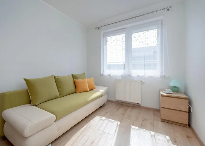 Beautiful With A Spacious Balcony In By Renters ורוצלב